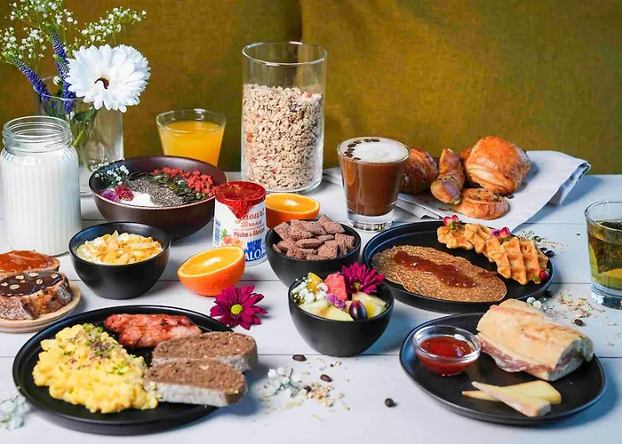 B&B HOTEL Toulouse Centre Canal du Midi